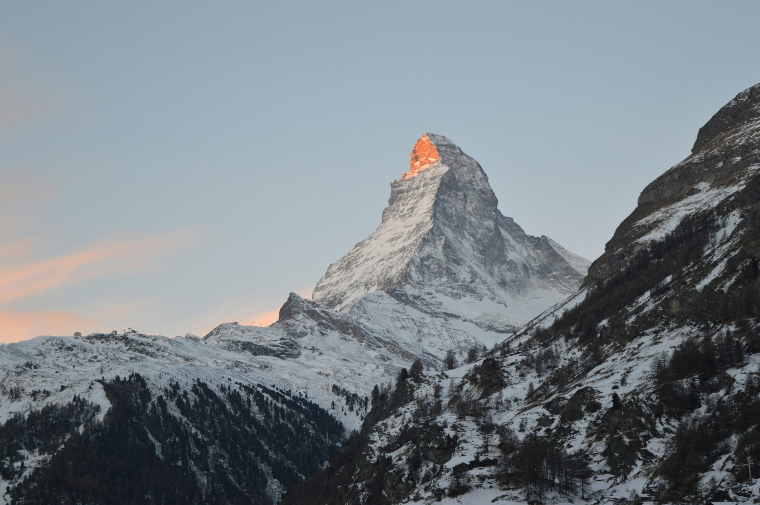 Actively Managed Certificates: A Swiss Solution to a European Problem
